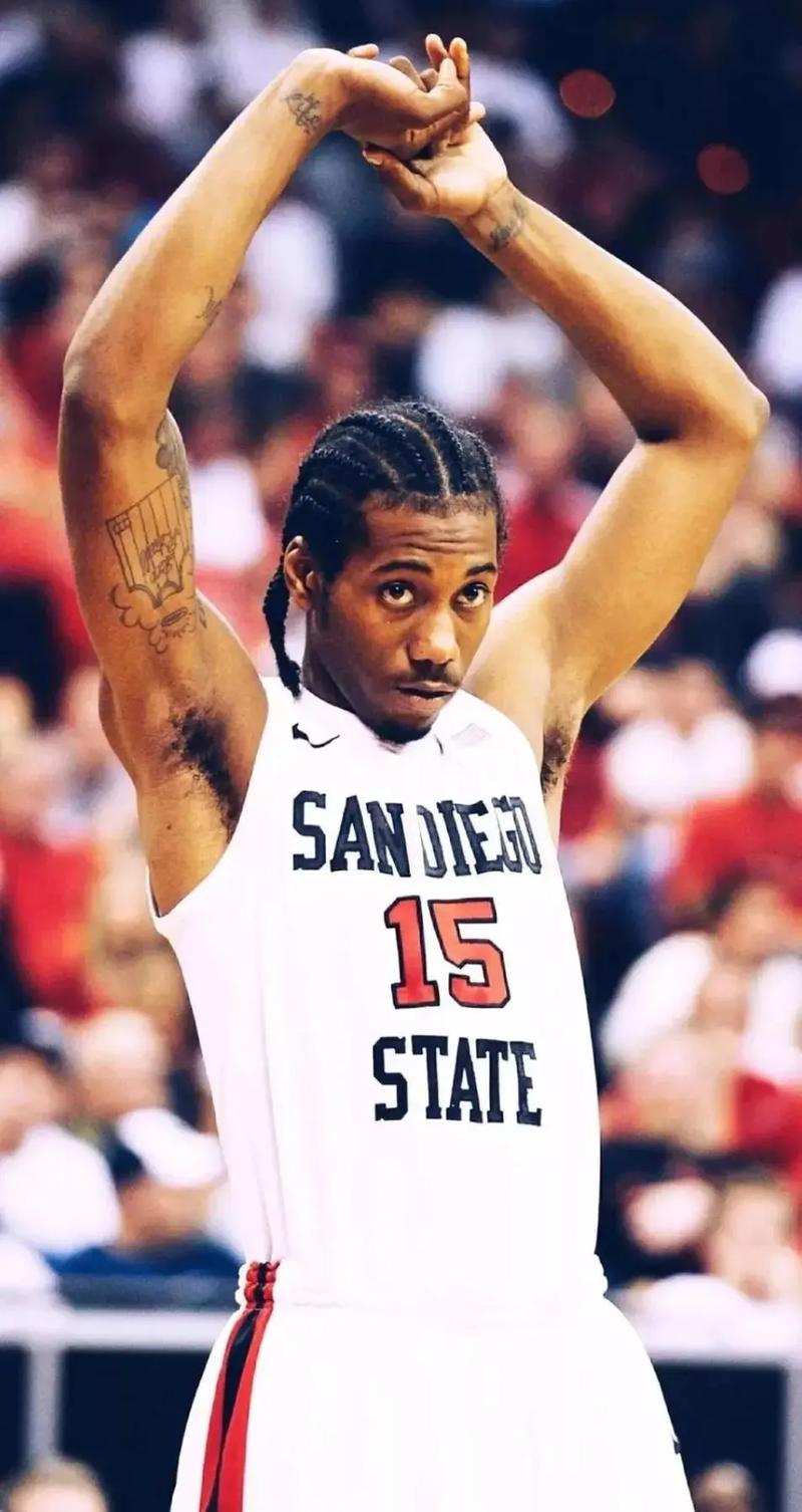 贝克汉姆夺冠宣言：你把球交给梅西，他就能创造机会！（贝克汉姆誓夺冠：把球交给梅西，机会自来！）