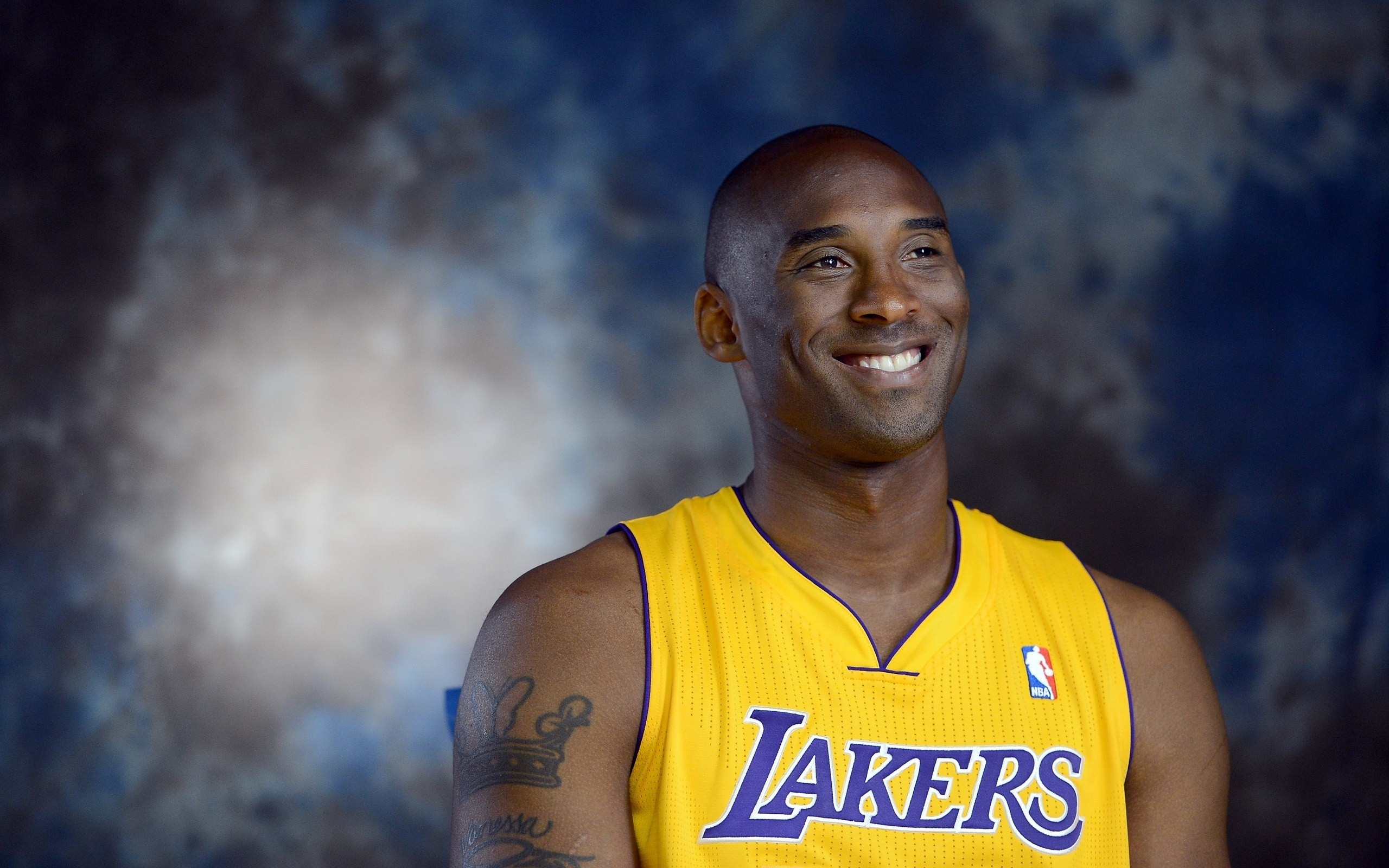 凯恩双响背 凯恩双响背